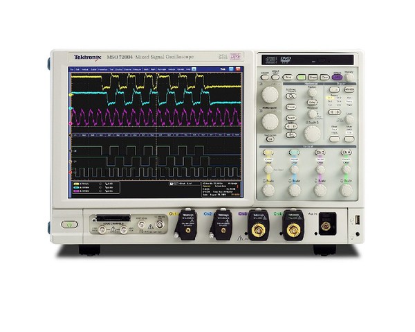 图1 : 太克科技MSO70000系列混合讯号示波器