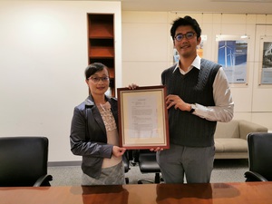 圖一 : 銳鼎科技正式成為研華大中華及東南亞地區，金屬加工及手工具領域之智慧工廠共創夥伴。（左：銳鼎科技總經理黃茹鈺 ；右：研華策略投資部投資代表劉蔚廷）