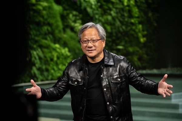 圖二 : NVIDIA執行長黃仁勳