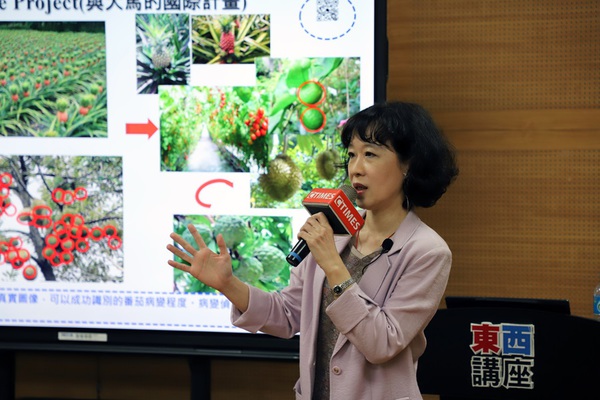 圖一 : 浙江大學數位技術創新創業中心主任暨講座教授陳杏圓