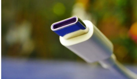 图一 : 高效能Thunderbolt储存设备能支援快速备份与即时资料存取。