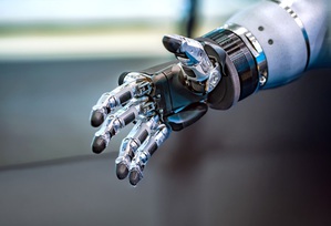 圖一 : 英飛凌與NVIDIA合作，運用數位孿生技術加速部署安全可靠機器人