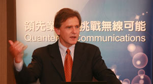 Quantenna執行長David French指出，無線傳輸高畫質影像和多媒體視訊內容，最主要的課題之一就是如何穿透數位家庭內環境格局，有效地讓裝置接收到高畫質的影像傳輸品質。