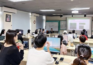 国立中山大学光电系洪勇智教授与Latitude Design Systems合作开设矽光子设计课程，提供先进的矽光子设计技术。（Latitude Design Systems提供）