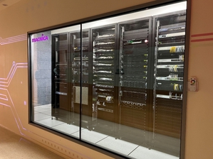 NVIDIA DGX Server 搭載 VAST Data 儲存平台的強大核心基礎架構