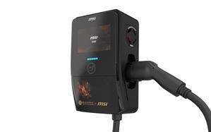 微星科技攜手國立故宮博物院的聯名產品--EV Premium 智慧充電樁，內部搭載微星獨家APP智慧控制系統，提供遠端控管、排程管理與能源監控功能。