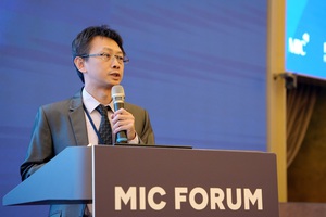 資策會MIC產業顧問張家維分析，面臨高度不確定的環境挑戰，資服產業應該重新檢視自身定位，透過國際大廠生態系，或強化與製造業價值鏈串連，加速介接國際市場。