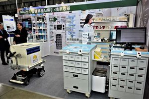 智慧醫療亦為新漢智能在智慧創新解決方案發展的核心之一，於台灣醫療科技展M1036攤位上發表新一代智慧取藥指引系統。